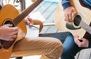 Guitar Instruction Near Cupar Scotland