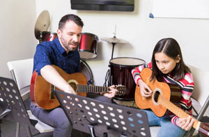 Guitar Teacher Weaverham (01606)