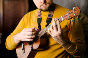 Ukulele Lessons Darlaston (WS10) Ukulele Lessons Darlaston (WS10)